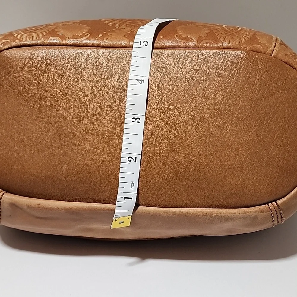 The Sak Vintage bag slightly used - Picture 8 of 15
